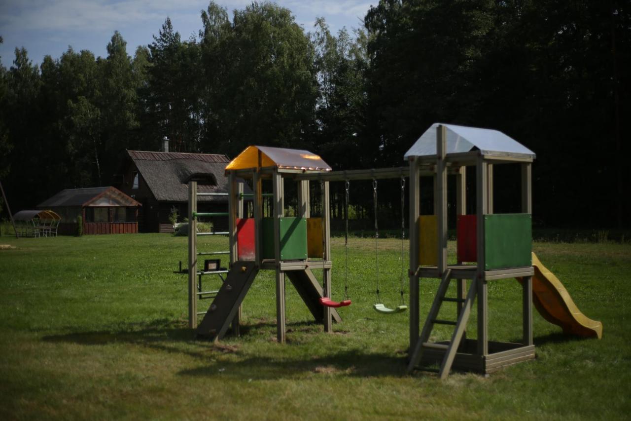 Pirts Maja Ramatas Villa Skulte  Buitenkant foto