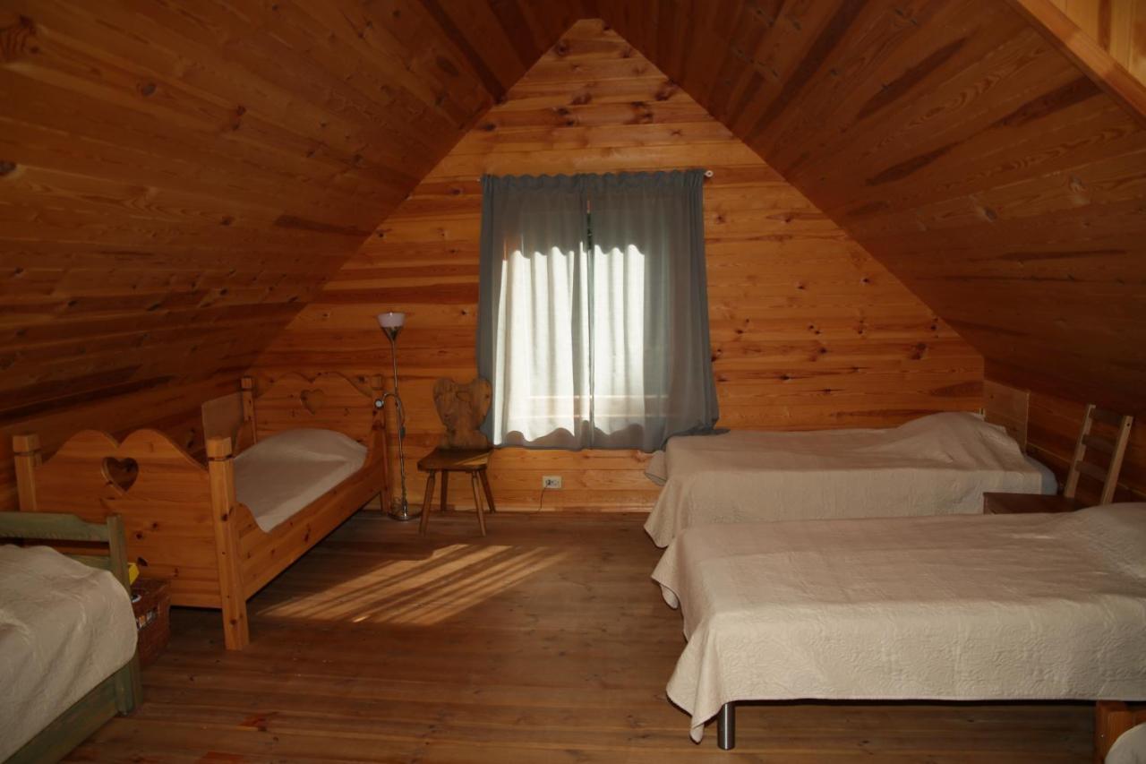 Pirts Maja Ramatas Villa Skulte  Buitenkant foto